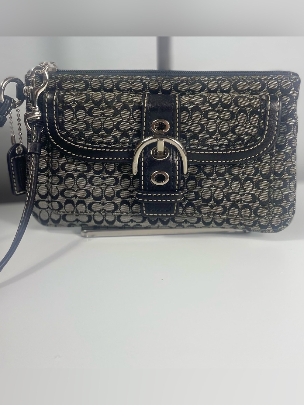 Vintage Coach Soho Signature Jacquard  Wristlet